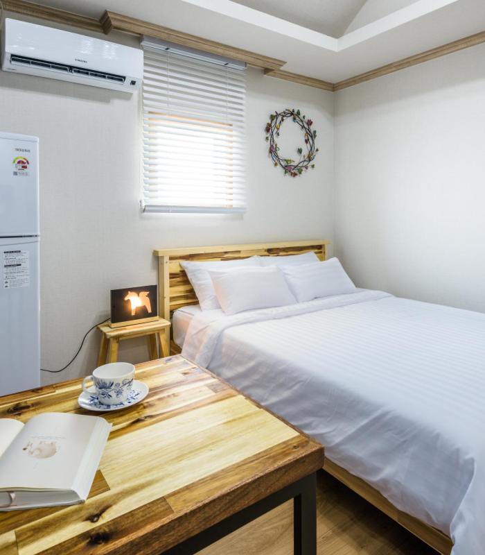 Romance Jeju Pension Ngoại thất bức ảnh