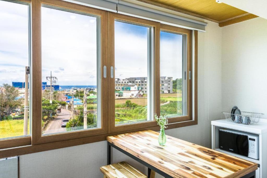 Romance Jeju Pension Ngoại thất bức ảnh